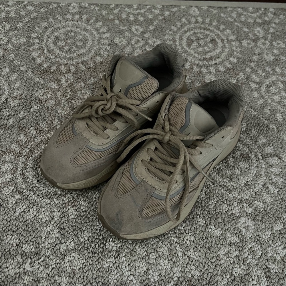 Zara SNEAKERS WITH THICK SOLES
